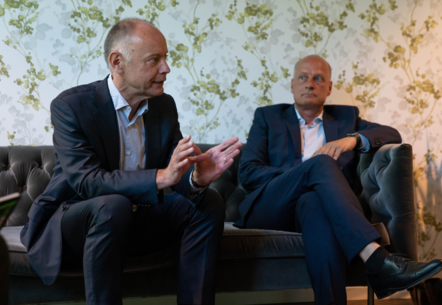 Mark Goerke und Klaus Eberhardt wollten eine Umgebung bereitstellen, in der jeder Mitarbeitende alle Möglichkeiten hat, das Unternehmen auf seine Weise voranzubringen.