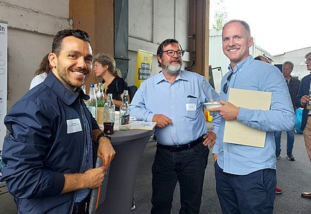 Glückliche Gesichter bei den Gästen des Sommerfests 6.0