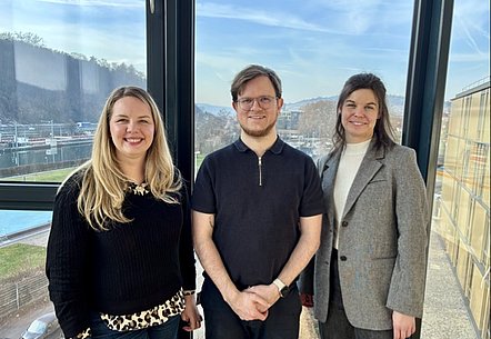 Das Organisationsteam mit Joschka Hack von der Netze BW und Lisa Rothfuß und Jana Kiesel von der bwcon